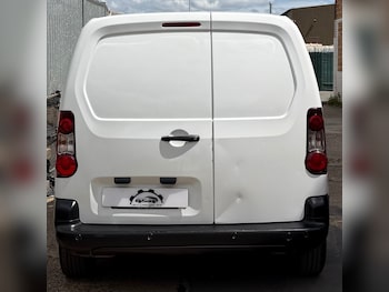 Used Peugeot Partner 2018 for sale - 79038733: Photo