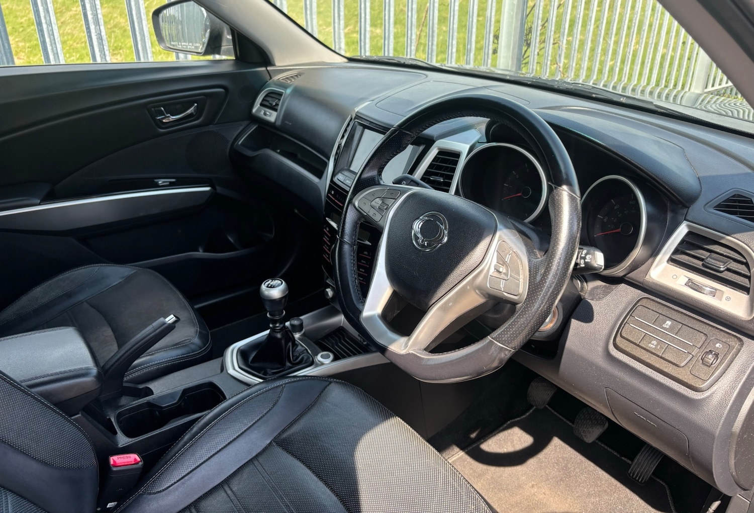 Used Ssangyong Tivoli 2015 for sale - 76182232: Photo 9