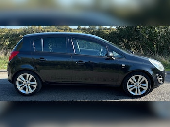 Used Vauxhall Corsa 2012 for sale - 76114425: Photo