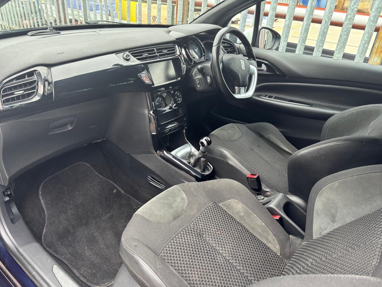 Used DS Automobiles DS 3 2015 for sale - 77902032: Photo 7