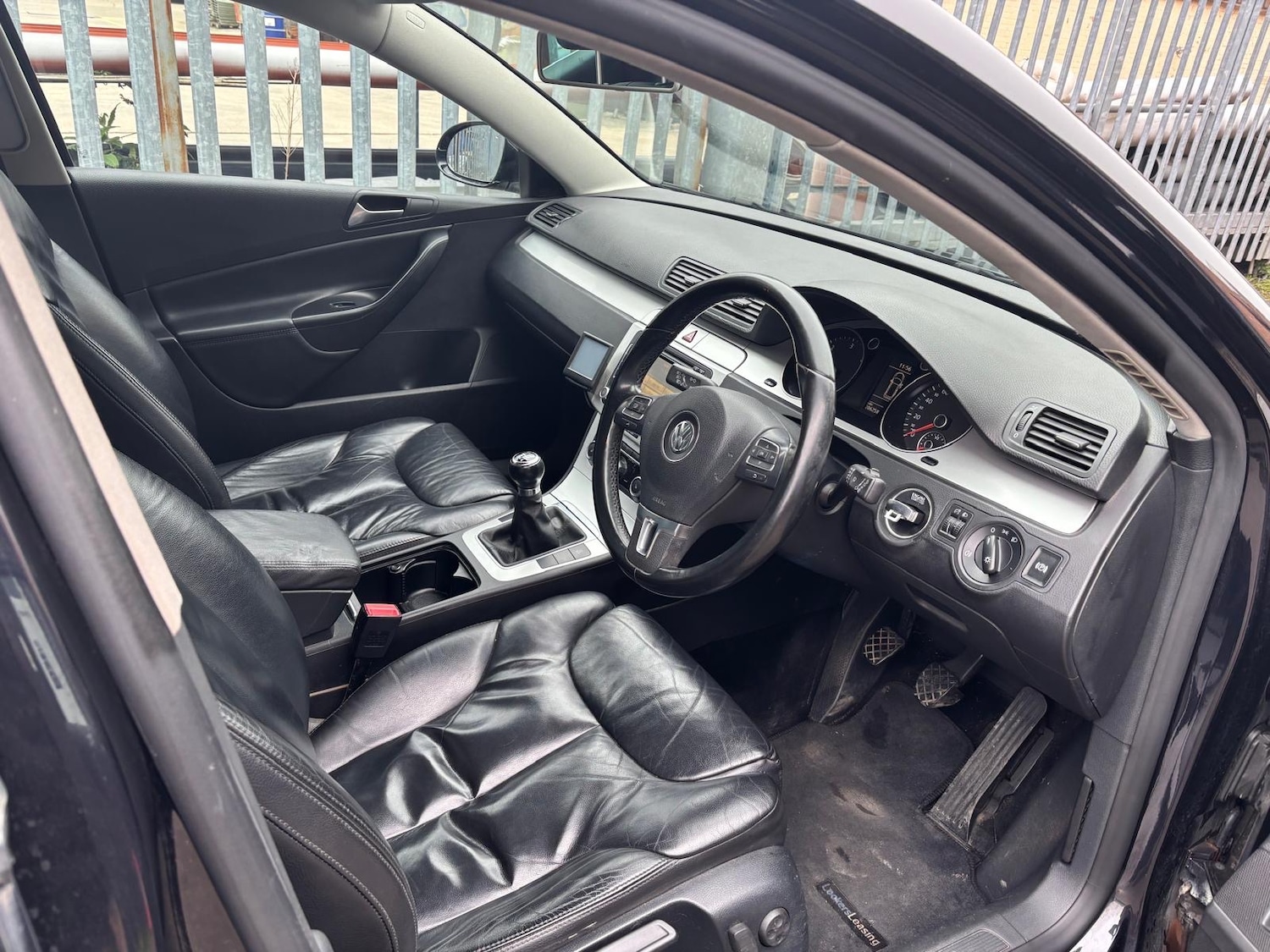 Used Volkswagen Passat 2009 for sale - 77807335: Photo 11