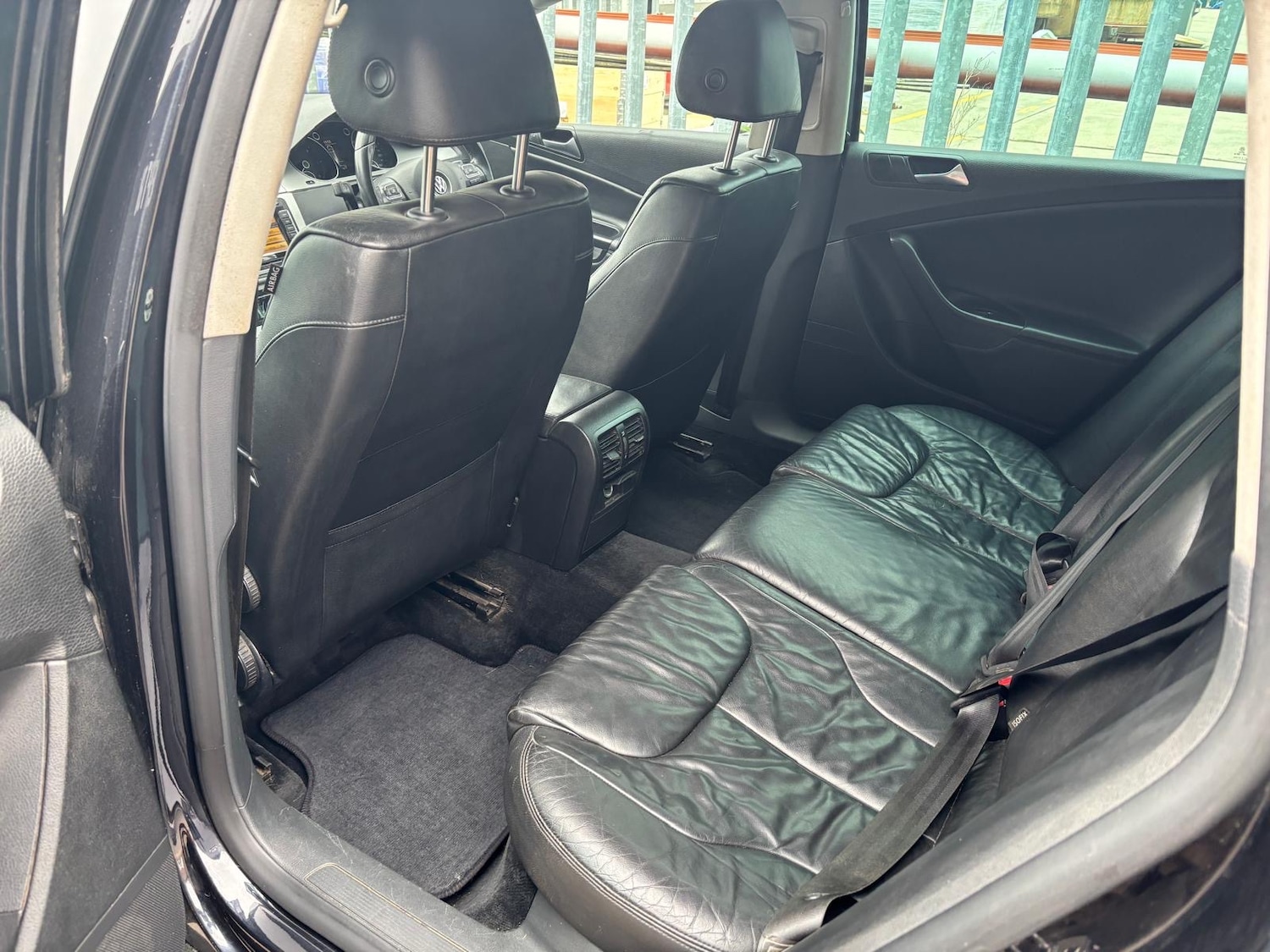 Used Volkswagen Passat 2009 for sale - 77807335: Photo 9