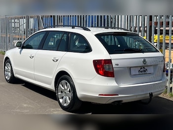 Used Skoda Superb 2010 for sale - 78744430: Photo