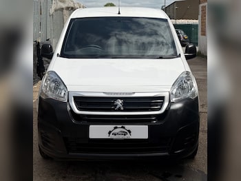 Used Peugeot Partner 2018 for sale - 78901265: Photo