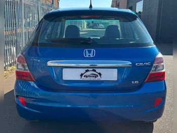 Used Honda Civic 2004 for sale - 79391611: Photo
