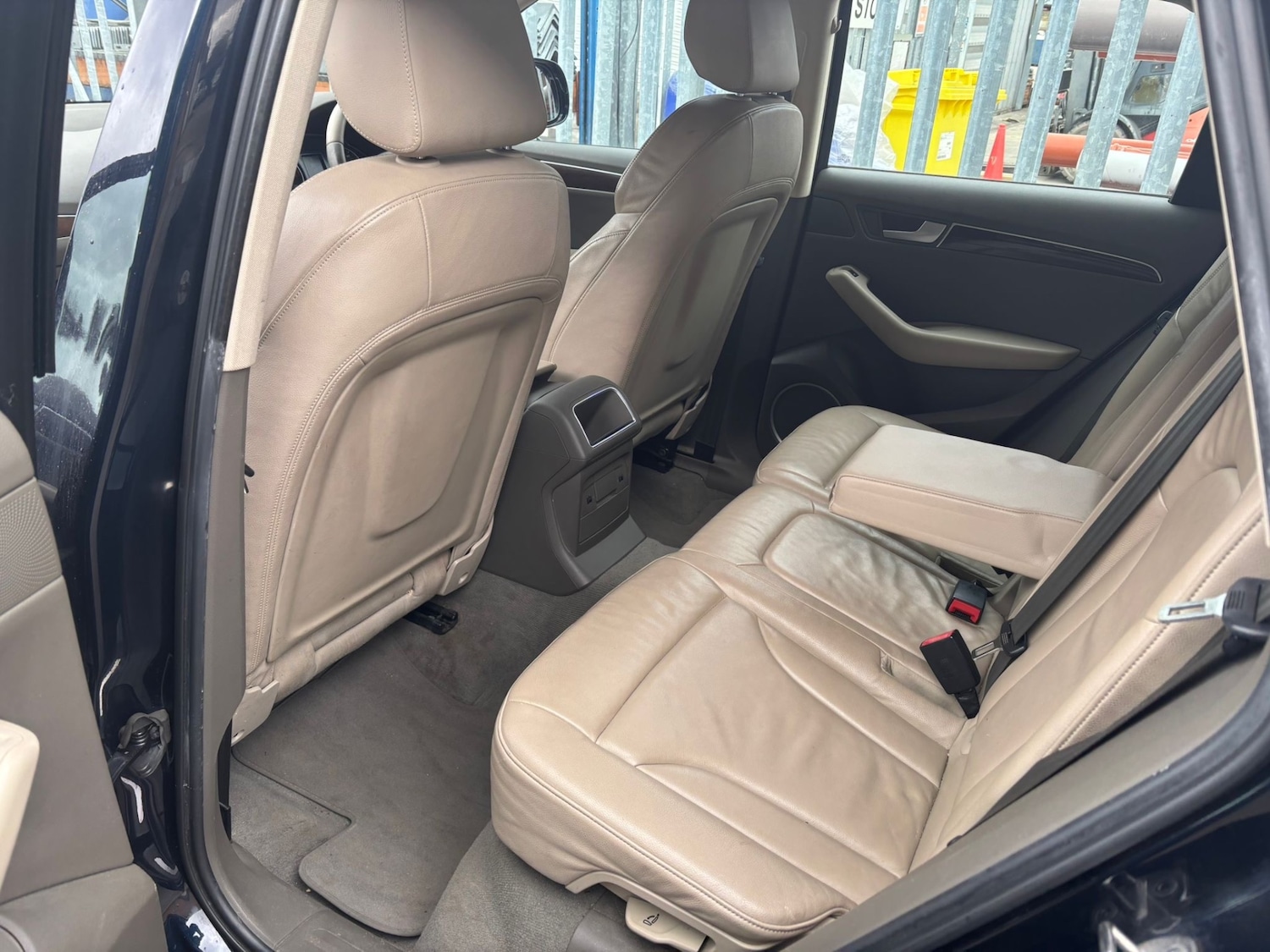 Used Audi Q5 2010 for sale - 78061084: Photo 10