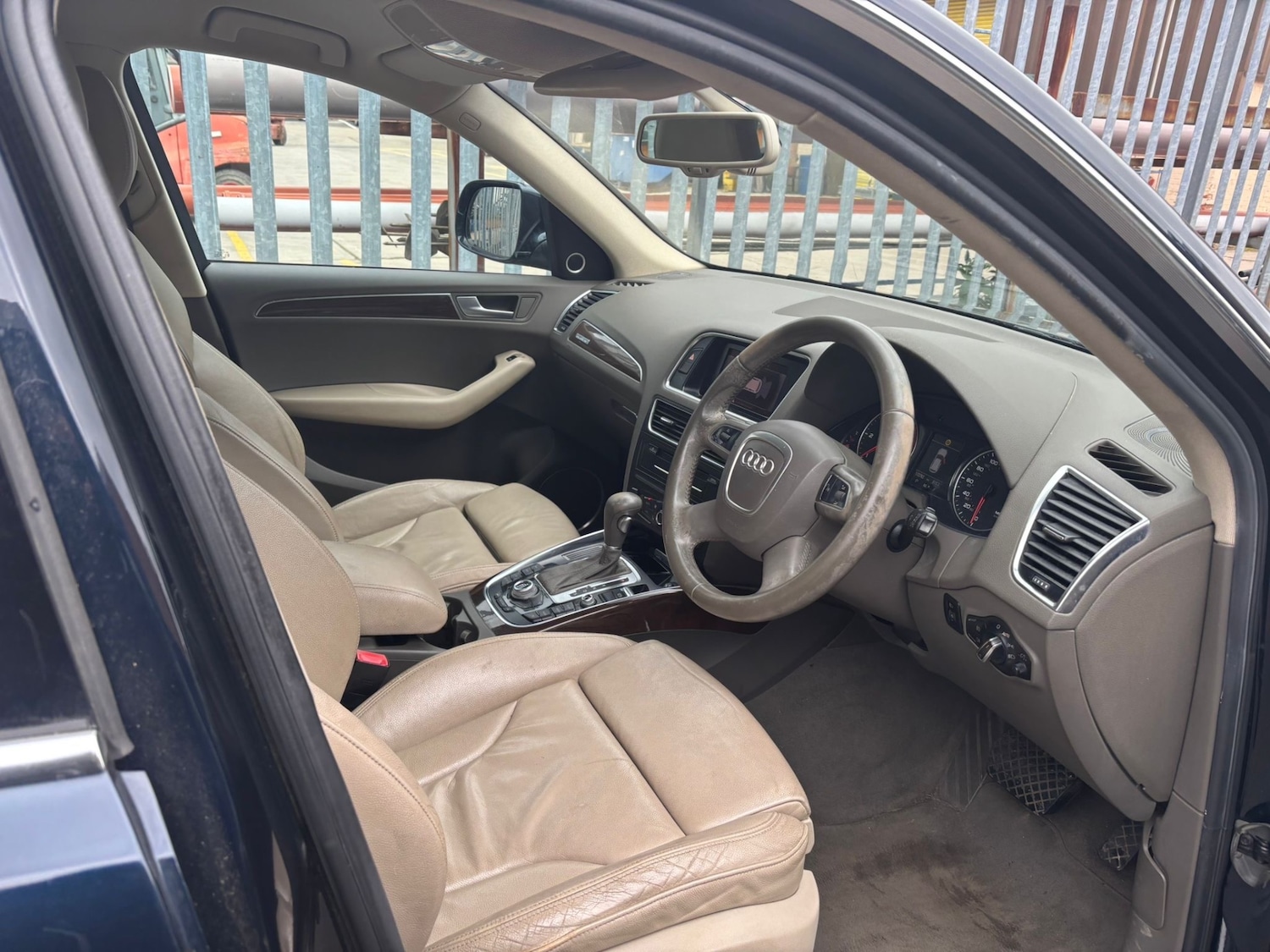 Used Audi Q5 2010 for sale - 78061084: Photo 11