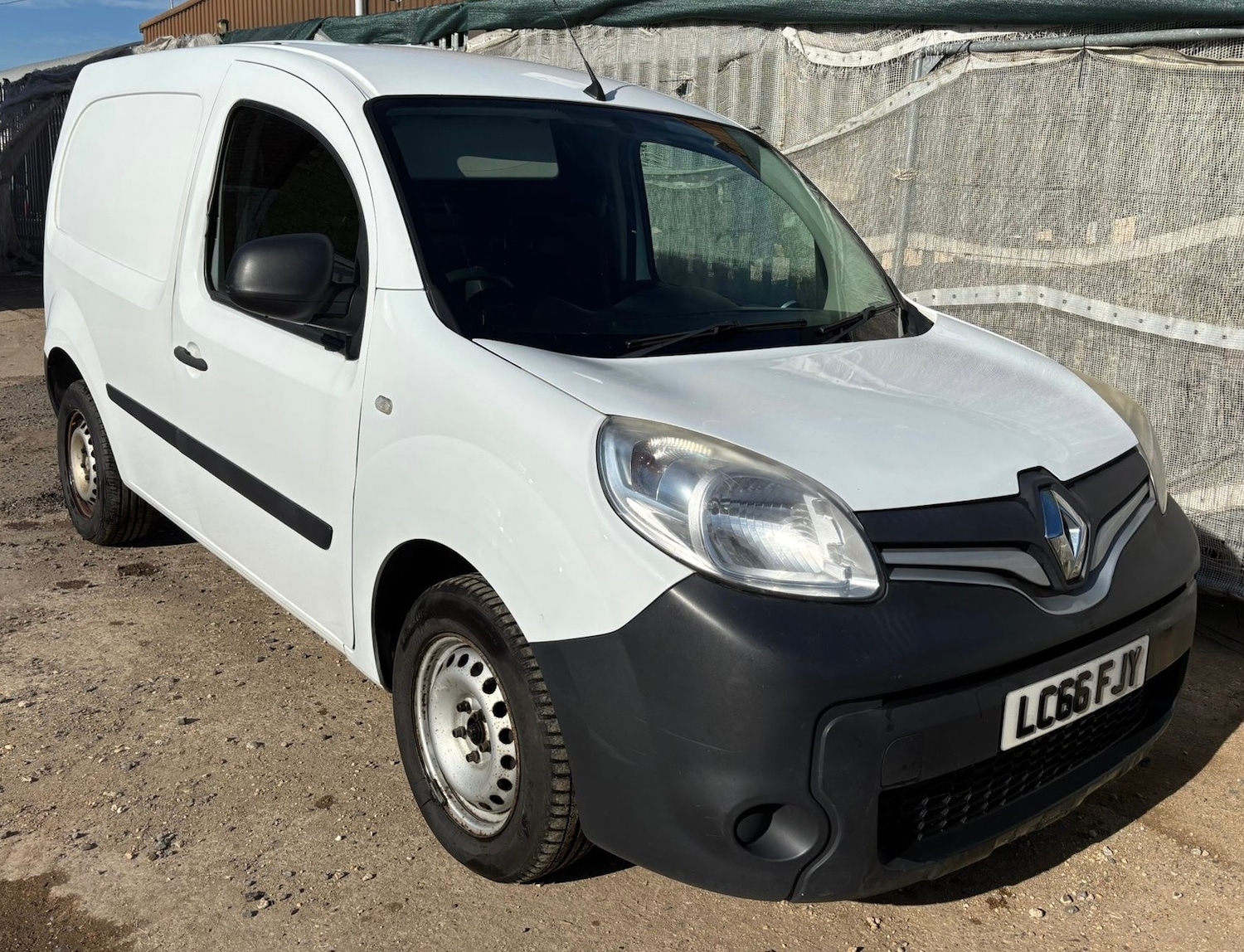 Used Renault Kangoo 2016 for sale - 77716546: Photo 2