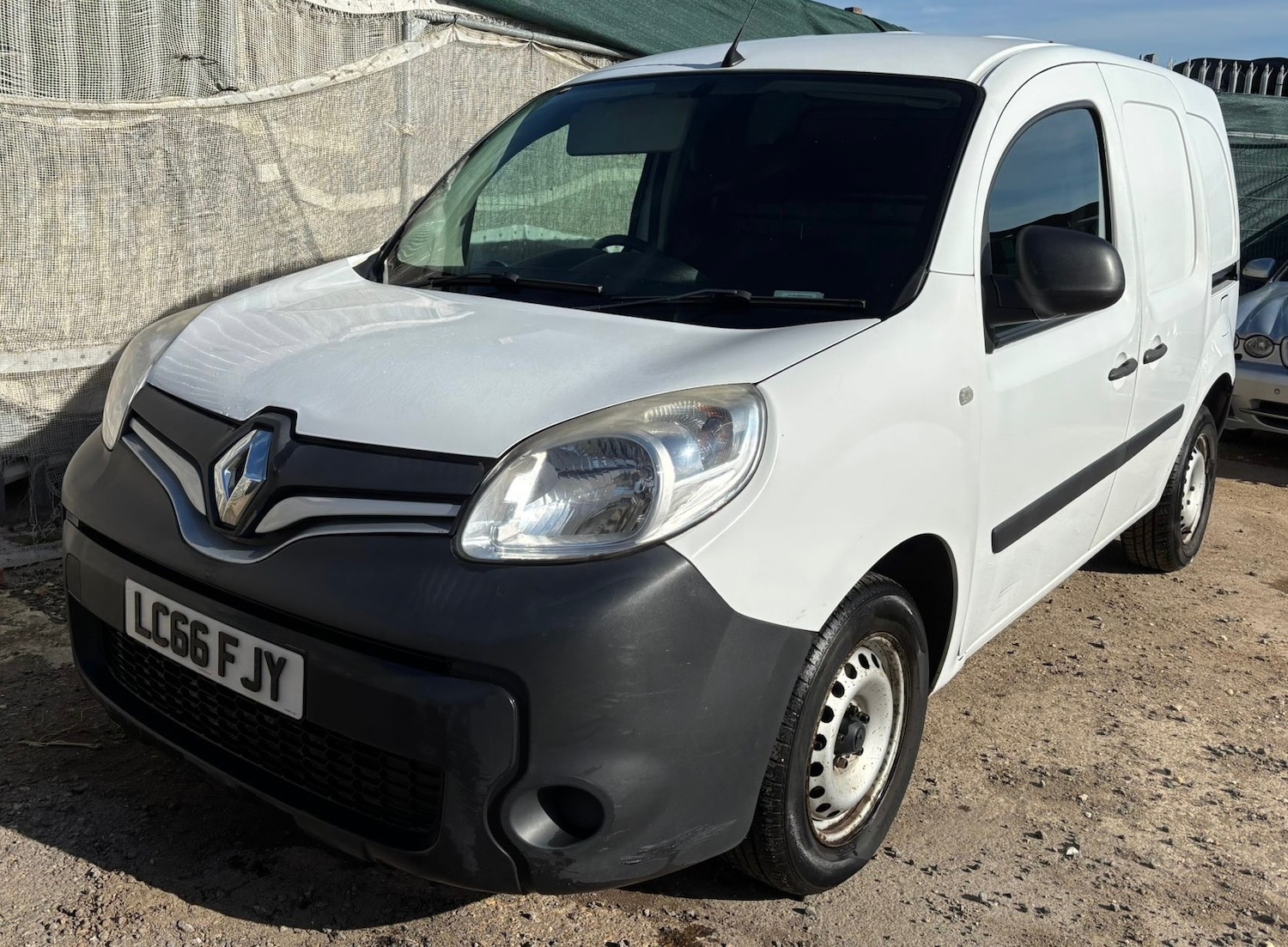 Used Renault Kangoo 2016 for sale - 77716546: Photo 3