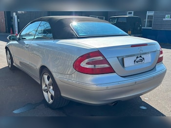 Used Mercedes-Benz CLK 2003 for sale - 79386562: Photo