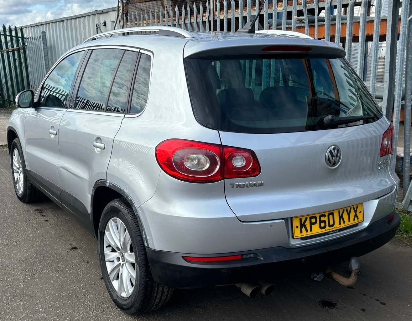 Used Volkswagen Tiguan 2010 for sale - 77822409: Photo 5