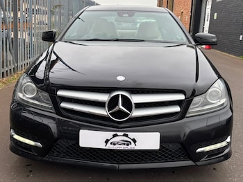 Used Mercedes-Benz C Class 2012 for sale - 79207129: Photo