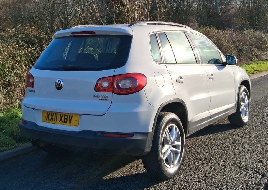 Used Volkswagen Tiguan 2011 for sale - 76758353: Photo 3