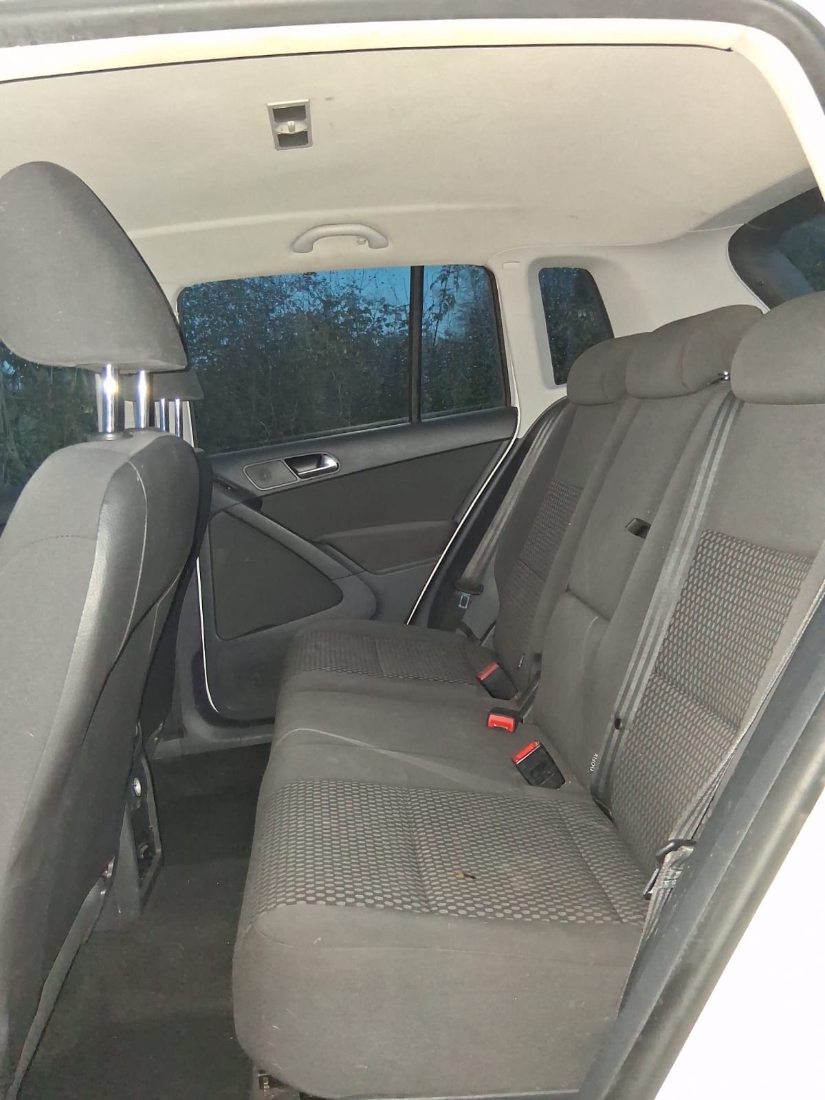 Used Volkswagen Tiguan 2011 for sale - 76758353: Photo 7