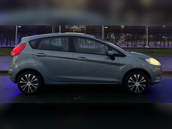 Used Ford Fiesta 2009 for sale - 76972498: Photo