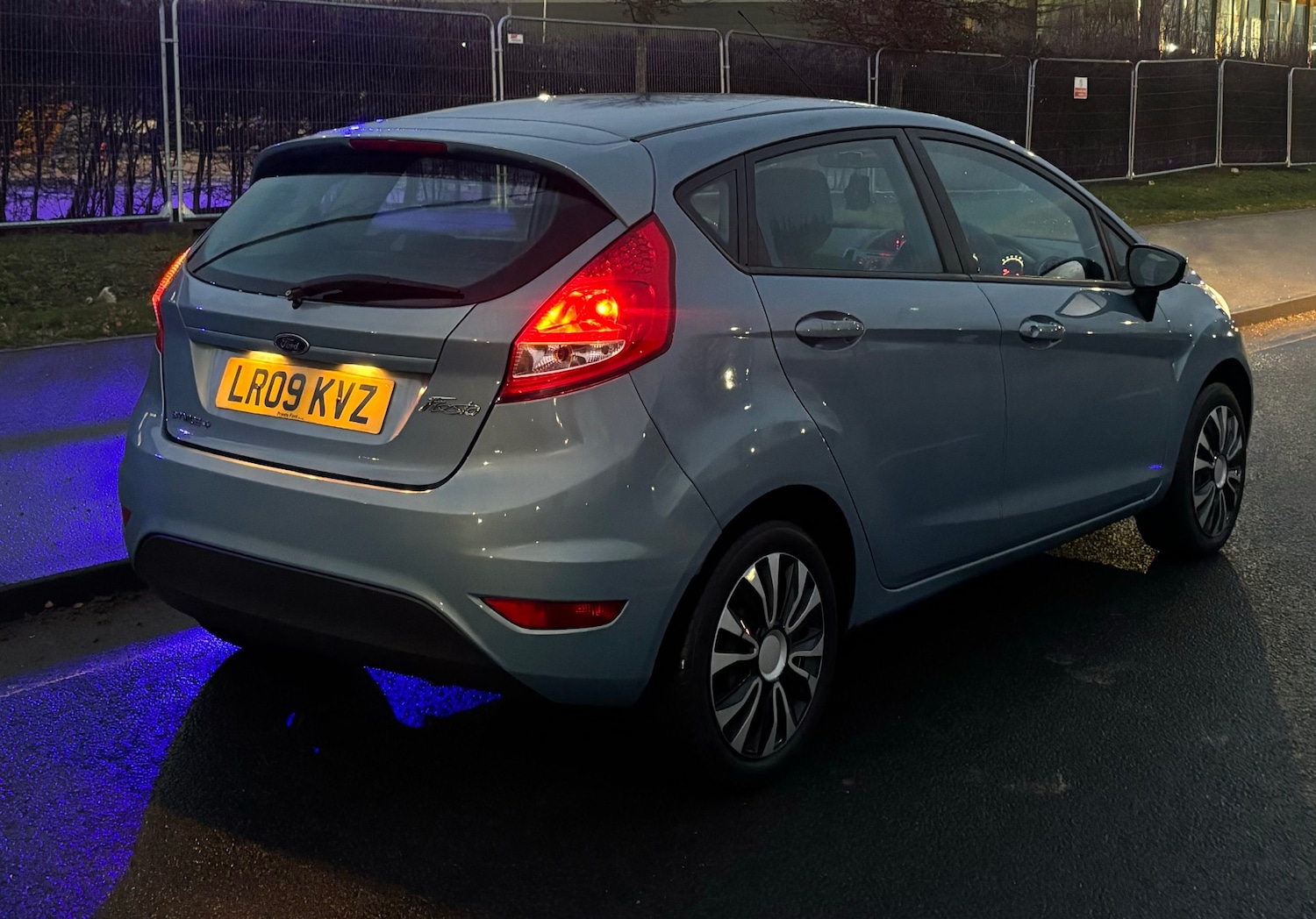 Used Ford Fiesta 2009 for sale - 76972498: Photo 2