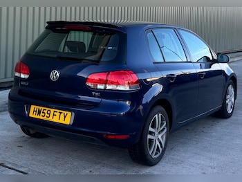 Used Volkswagen Golf 2009 for sale - 77310775: Photo