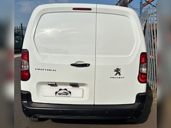 Used Peugeot Partner 2020 for sale - 79173725: Photo