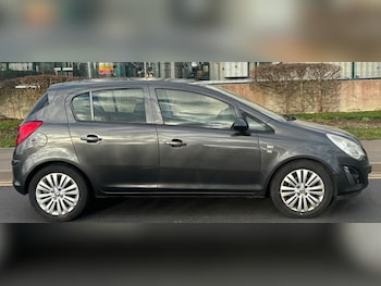 Used Vauxhall Corsa 2011 for sale - 77045992: Photo
