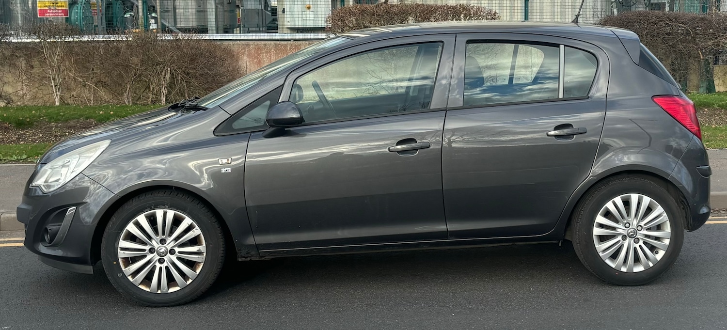 Used Vauxhall Corsa 2011 for sale - 77045992: Photo 8