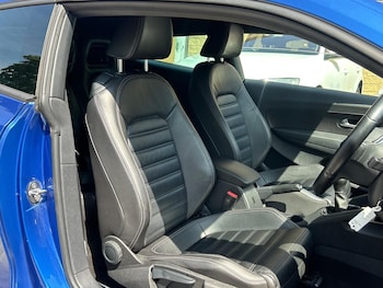 Used Volkswagen Scirocco 2013 for sale - 79236930: Photo