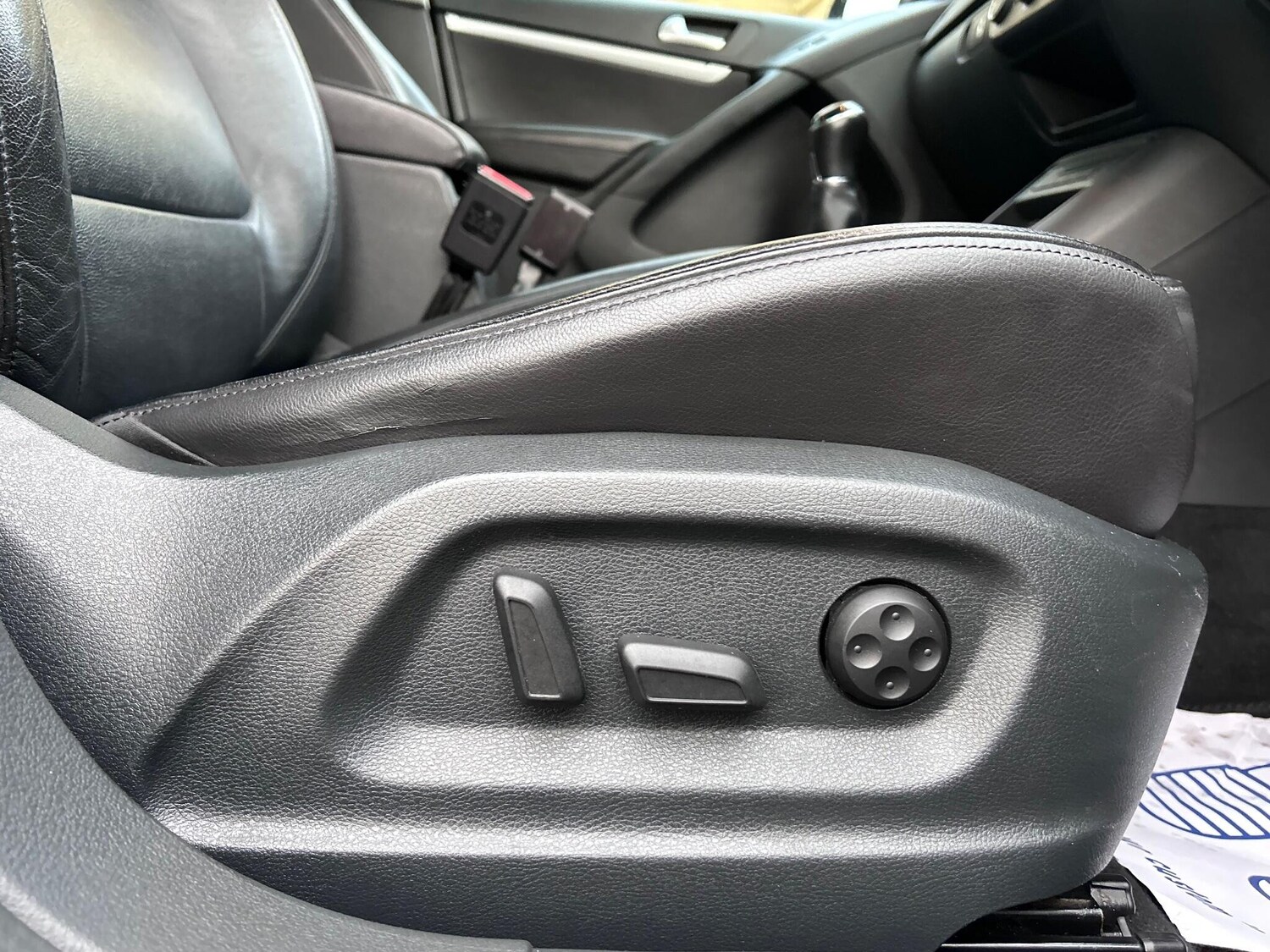 Used Volkswagen Tiguan 2015 for sale - 76855672: Photo 30