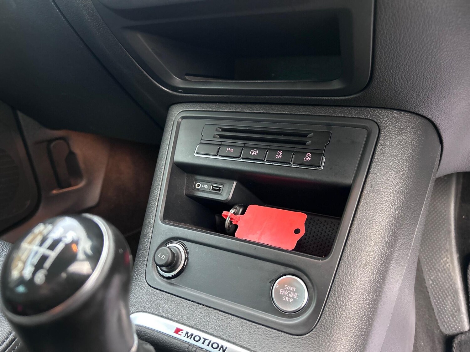 Used Volkswagen Tiguan 2015 for sale - 76855672: Photo 35