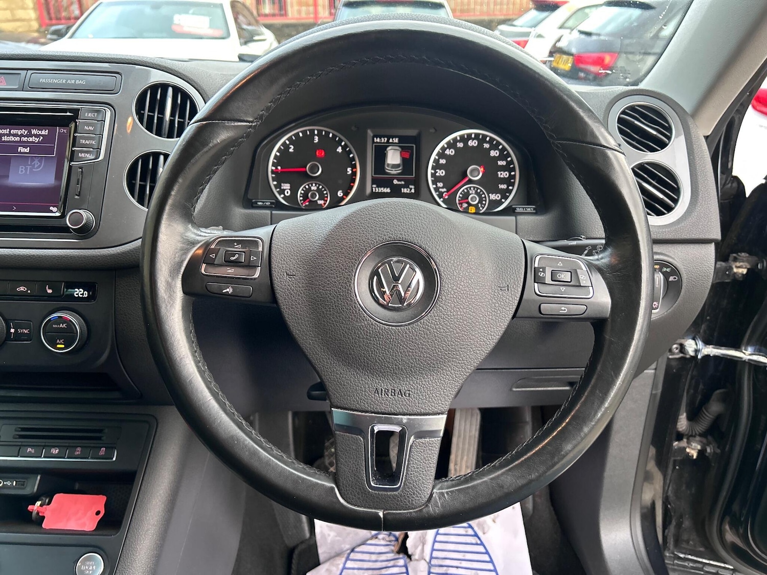 Used Volkswagen Tiguan 2015 for sale - 76855672: Photo 47