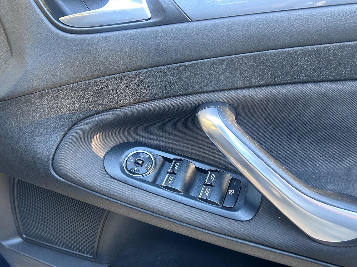 Used Ford Mondeo 2011 for sale - 76913780: Photo 21