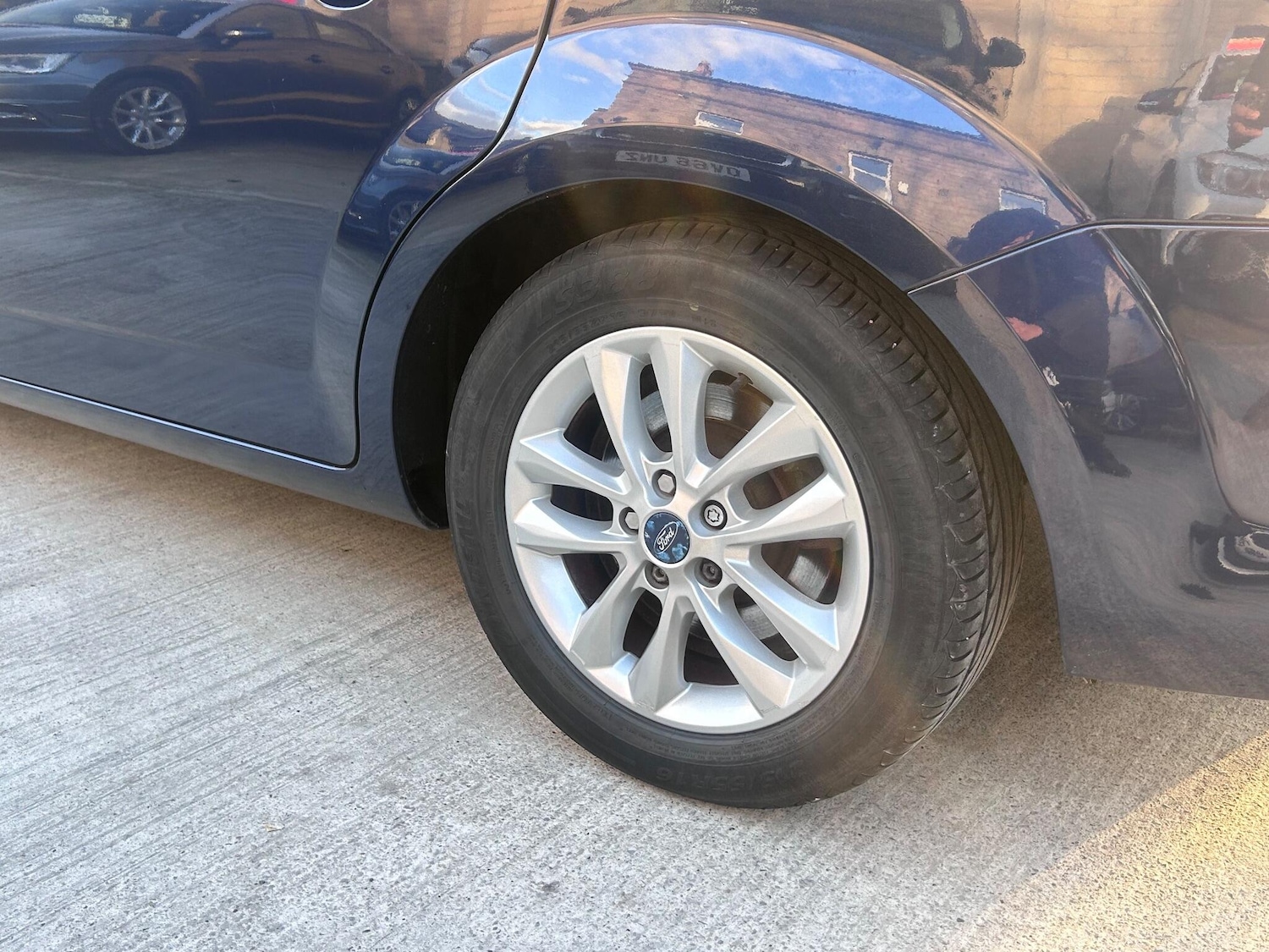 Used Ford Mondeo 2011 for sale - 76913780: Photo 24