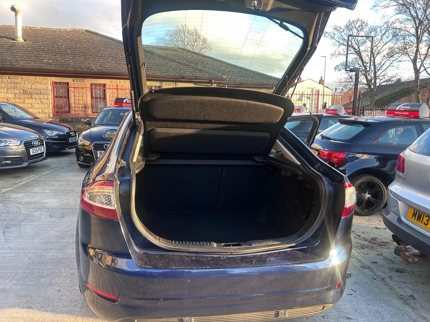 Used Ford Mondeo 2011 for sale - 76913780: Photo 27