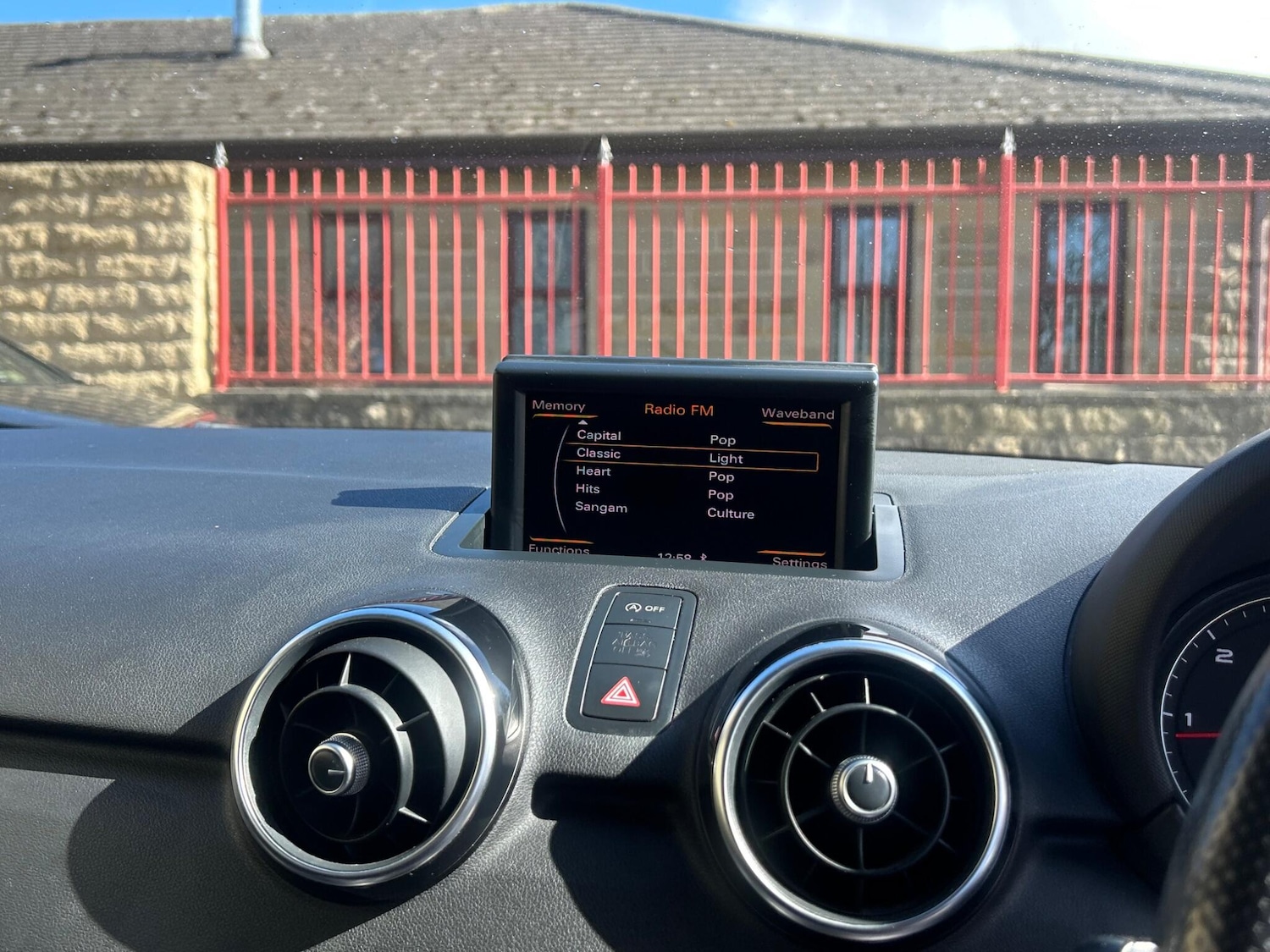 Used Audi A1 2013 for sale - 78058217: Photo 25