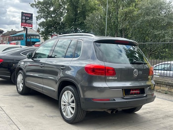 Used Volkswagen Tiguan 2012 for sale - 79401601: Photo