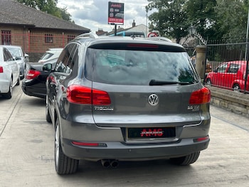 Used Volkswagen Tiguan 2012 for sale - 79401601: Photo