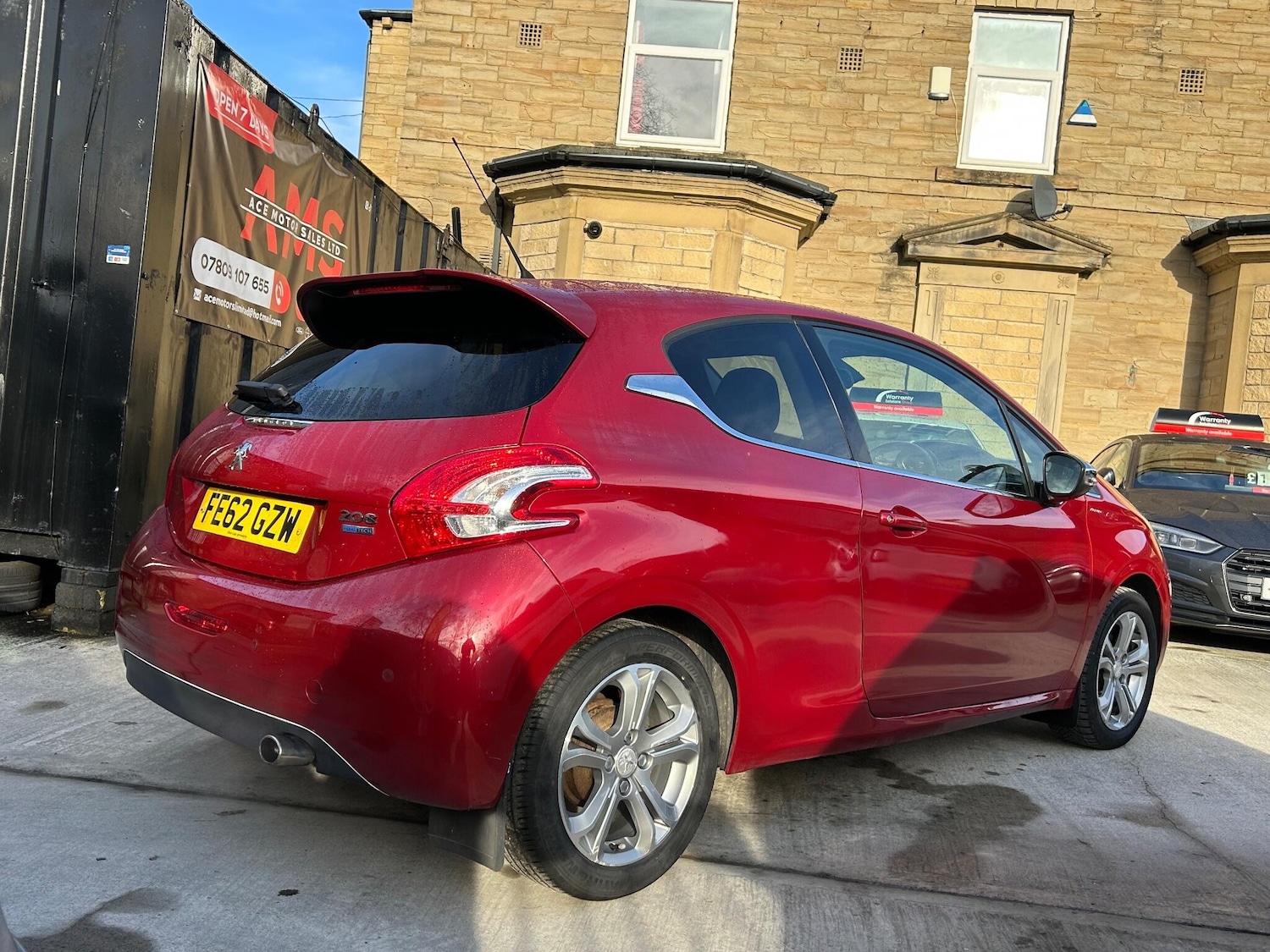 Used Peugeot 208 2012 for sale - 77203096: Photo 10