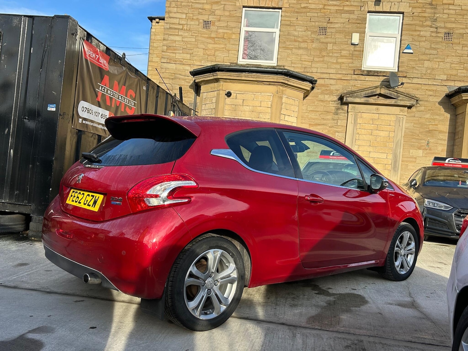 Used Peugeot 208 2012 for sale - 77203096: Photo 9