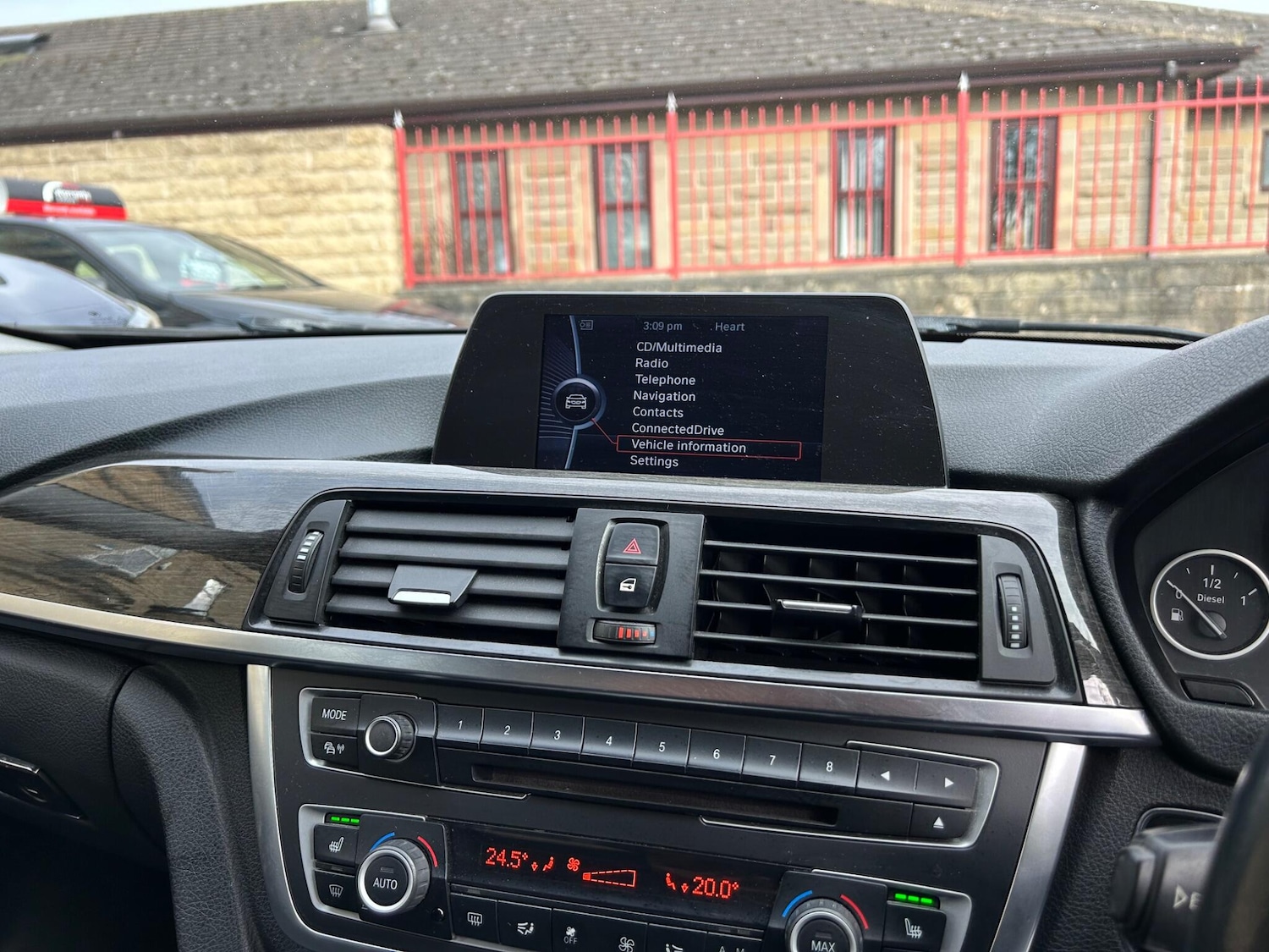 Used BMW 3 Series 2013 for sale - 78034968: Photo 48