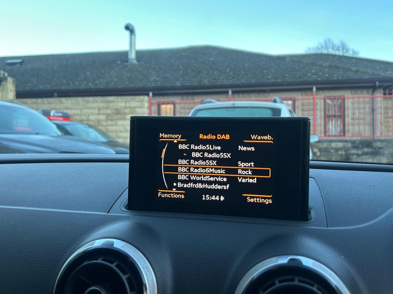 Used Audi A3 2014 for sale - 77305492: Photo 40