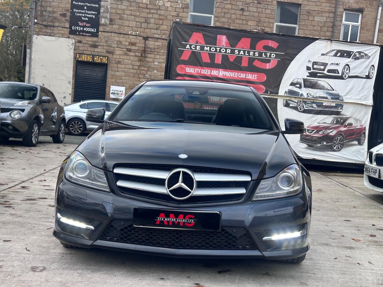 Used Mercedes-Benz C Class for sale - 76825090: Photo 2