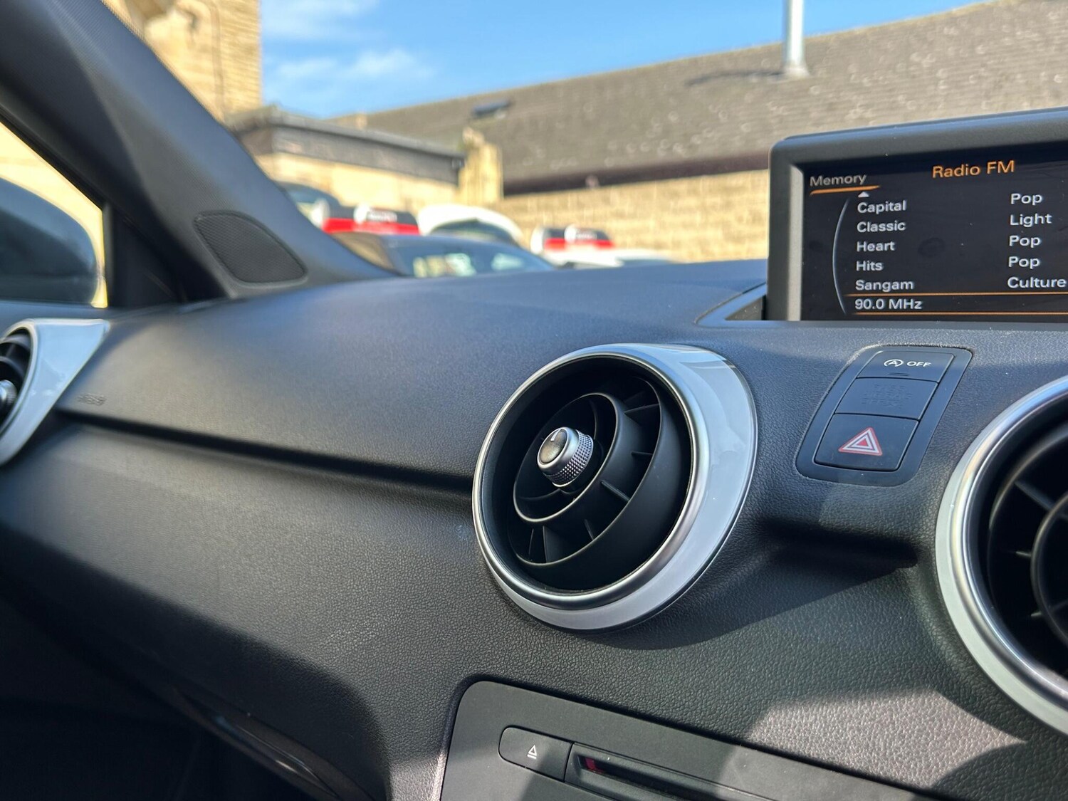 Used Audi A1 for sale - 77939411: Photo 35