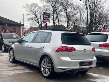 Used Volkswagen Golf 2016 for sale - 77793346: Photo