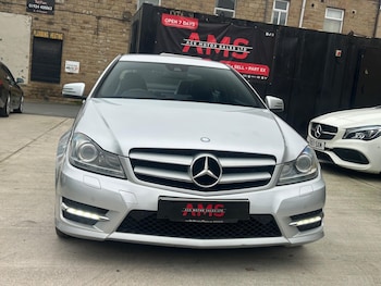 Used Mercedes-Benz C Class 2013 for sale - 77793834: Photo