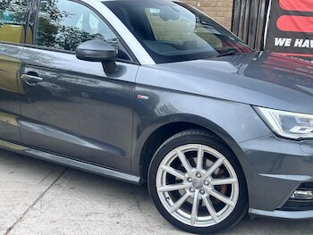 Used Audi A1 2015 for sale - 76825154: Photo