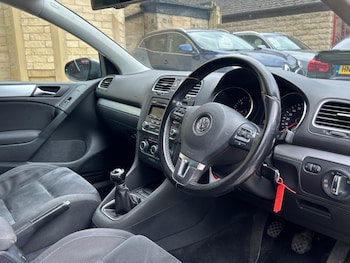 Used Volkswagen Golf 2011 for sale - 78957998: Photo