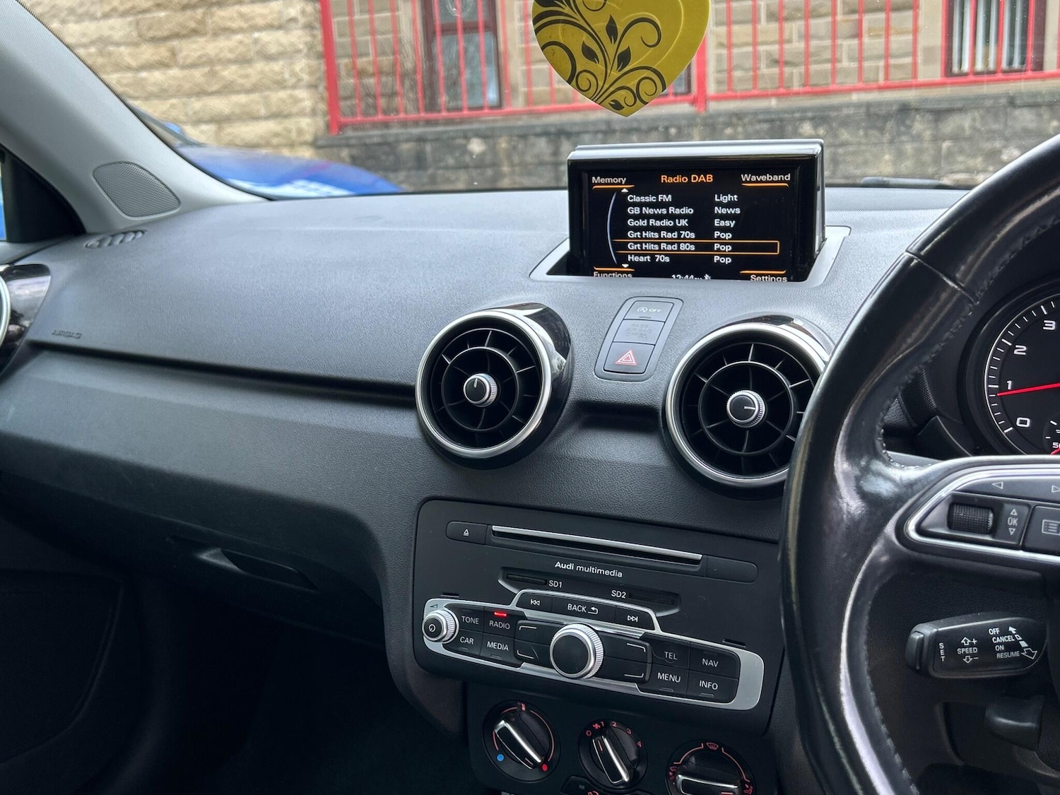 Used Audi A1 2015 for sale - 77705063: Photo 24