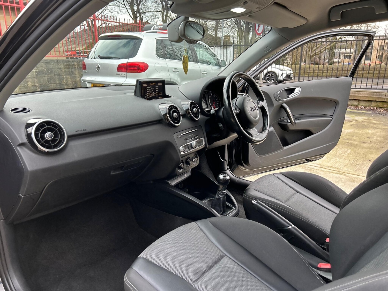 Used Audi A1 2015 for sale - 77705063: Photo 26