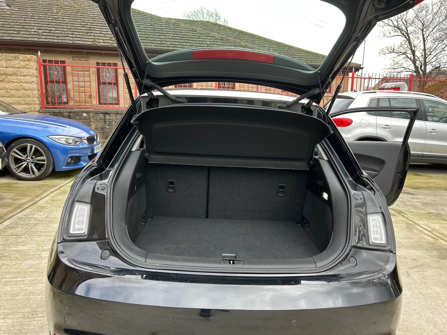 Used Audi A1 2015 for sale - 77705063: Photo 44