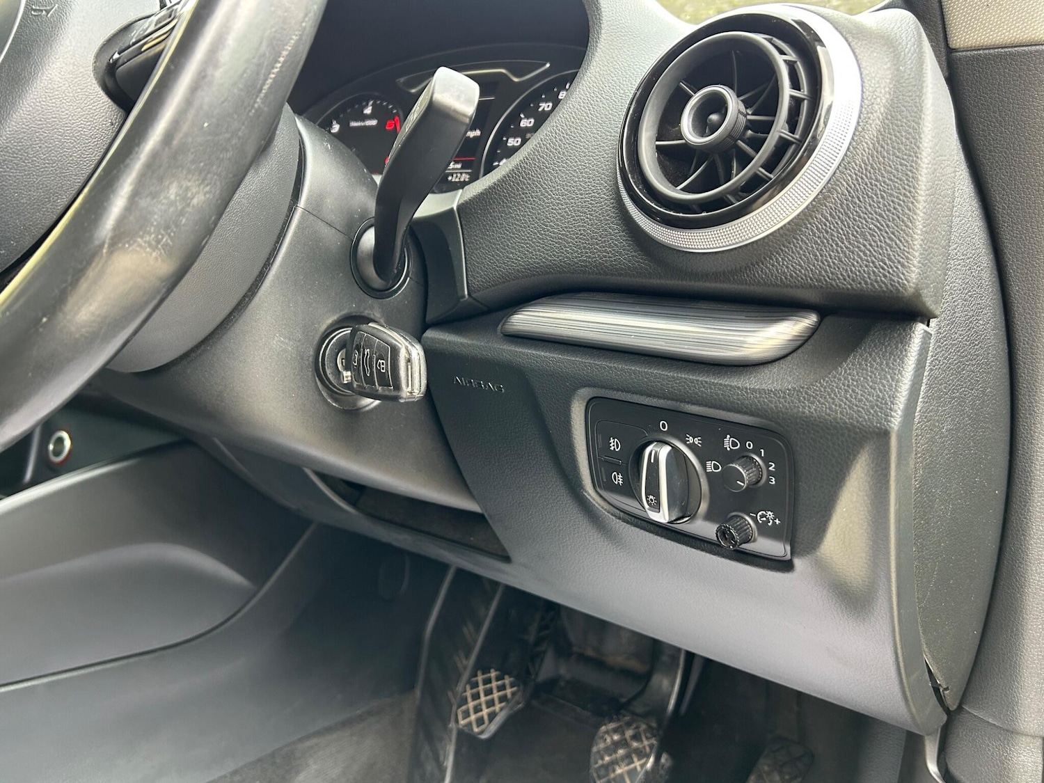 Used Audi A3 2013 for sale - 77637875: Photo 38