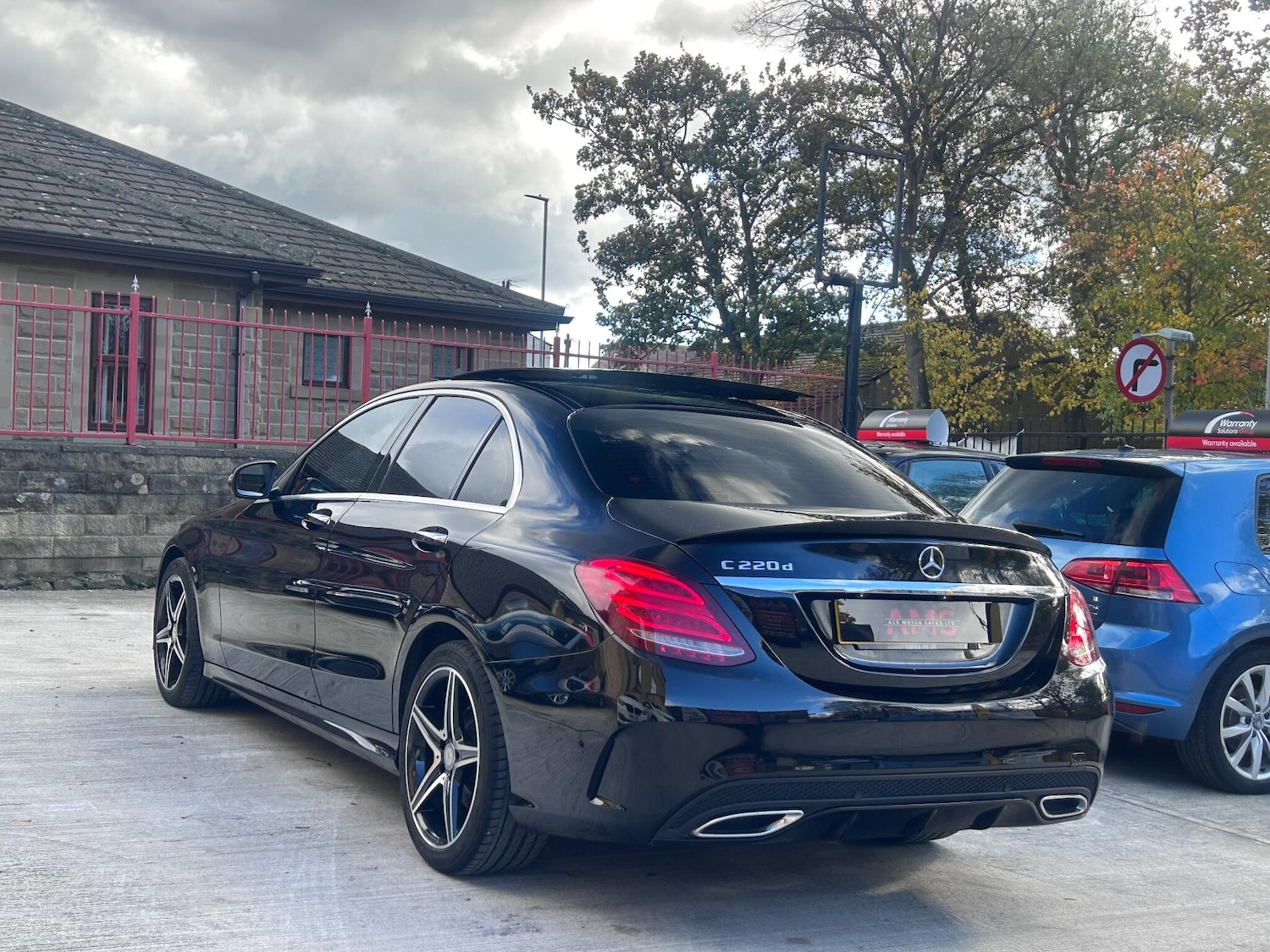 Used Mercedes-Benz C Class 2017 for sale - 77021042: Photo 12