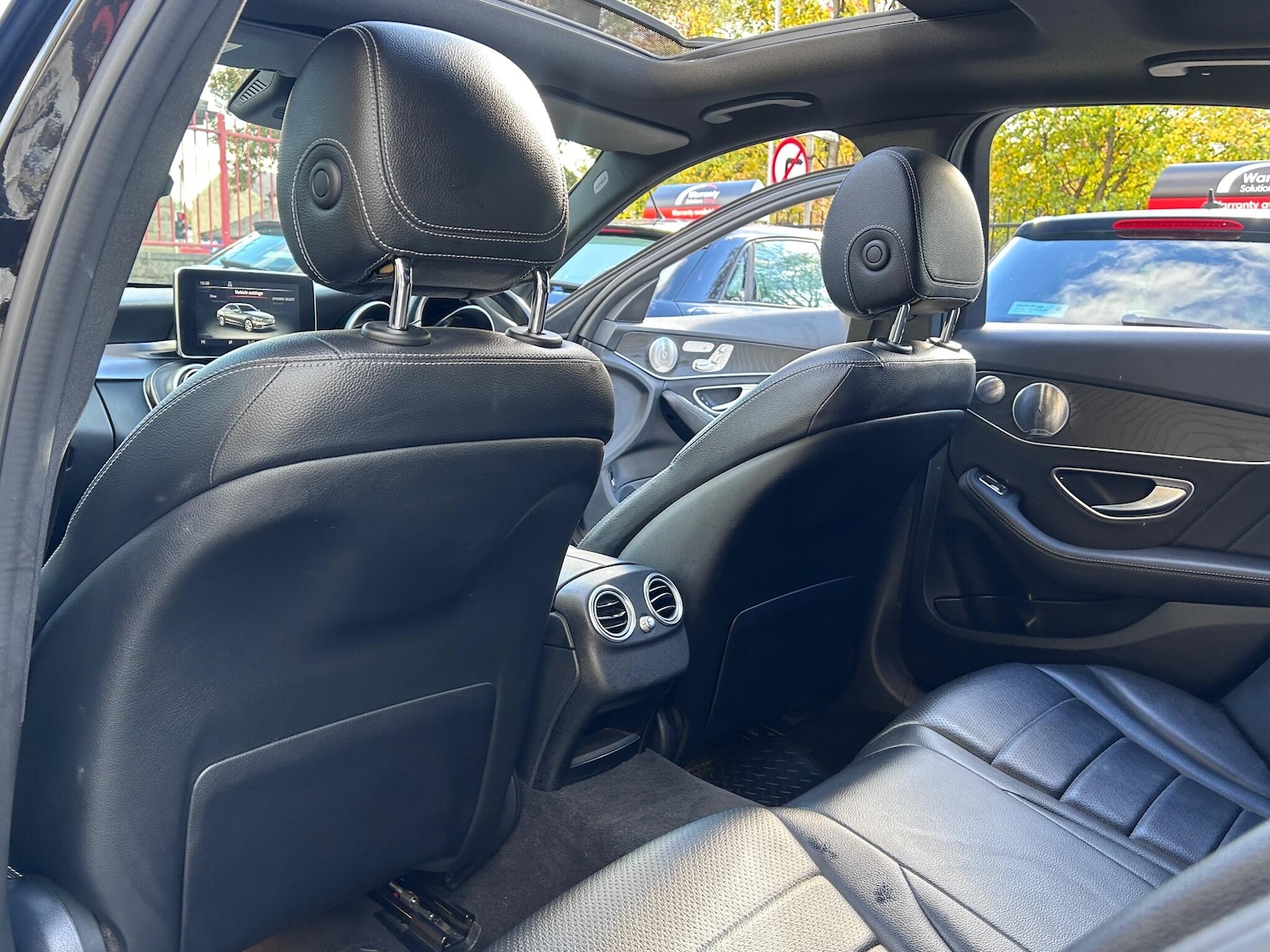 Used Mercedes-Benz C Class 2017 for sale - 77021042: Photo 93